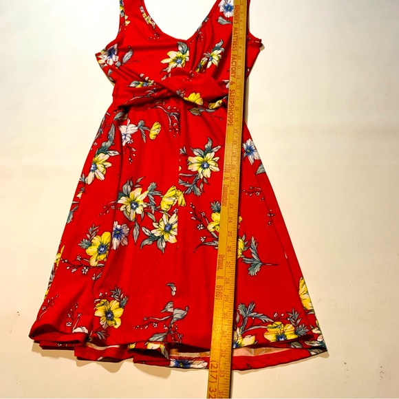 EUC Candie's Women's XS Dress Red Floral Print Sleeveless Fit & Flare Y2K - Picture 6 of 9